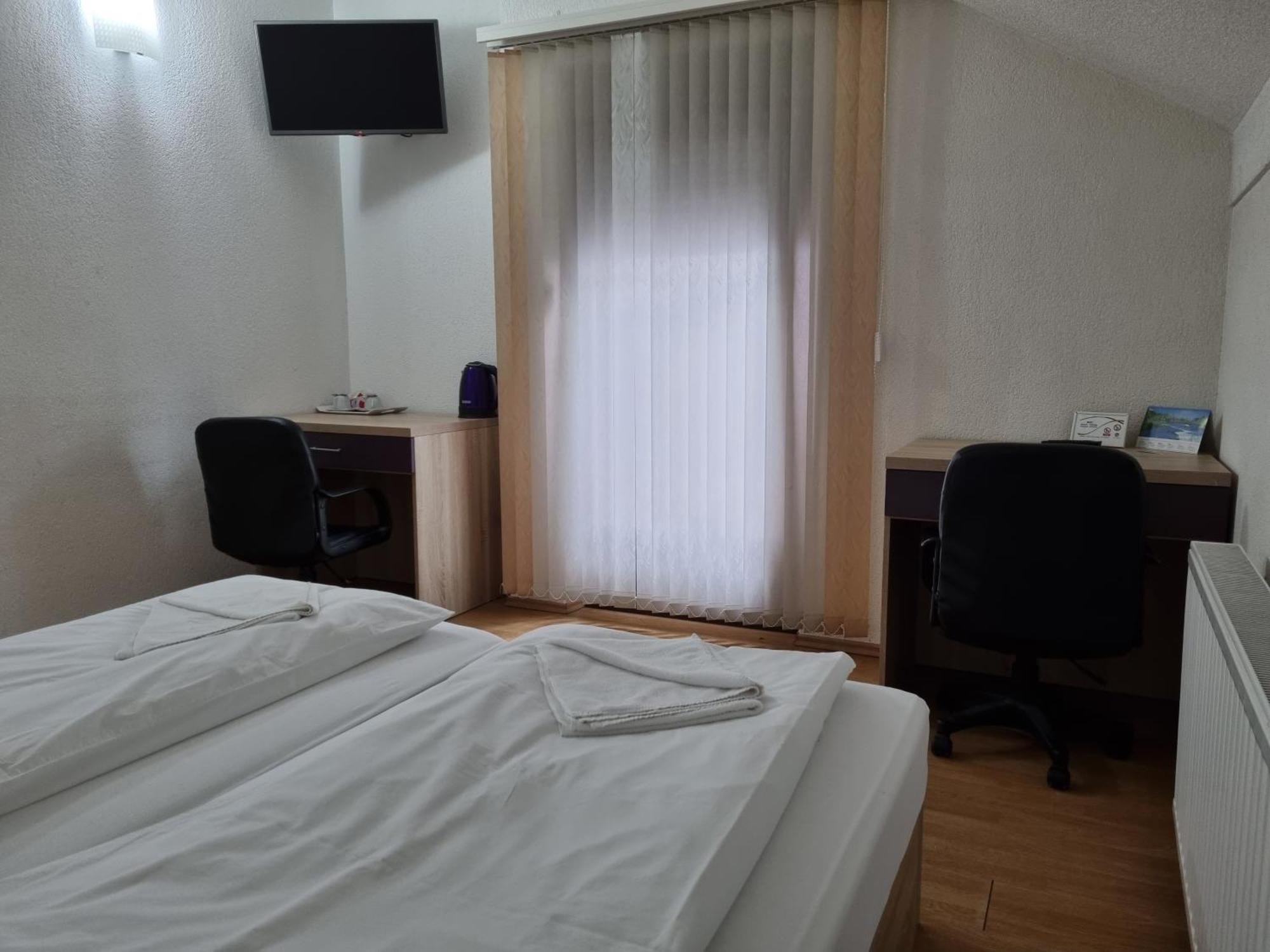 City Bridge Guest House Bihać Rom bilde